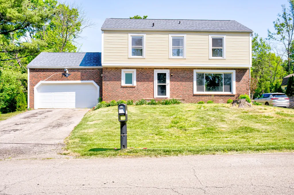 8201 Huntsman Trail Louisville KY 40291