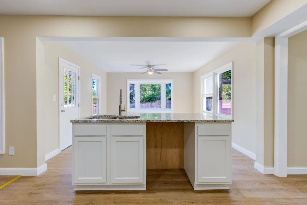 8201 Huntsman Trail Louisville KY 40291