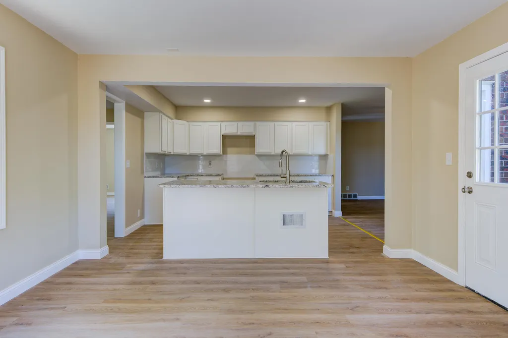 8201 Huntsman Trail Louisville KY 40291
