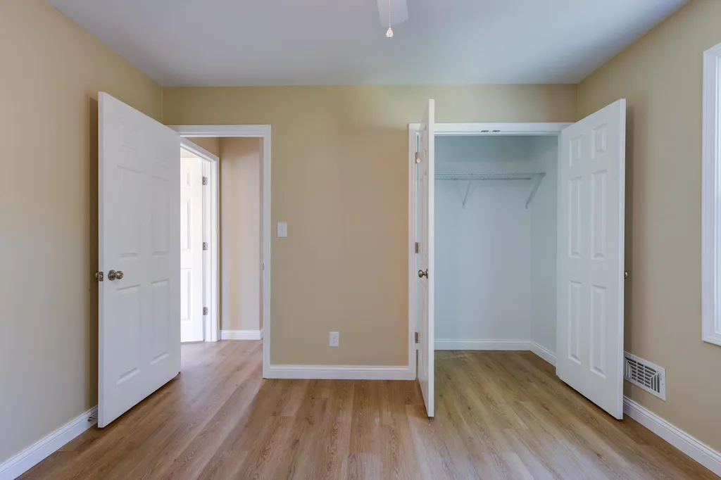 8201 Huntsman Trail Louisville KY 40291