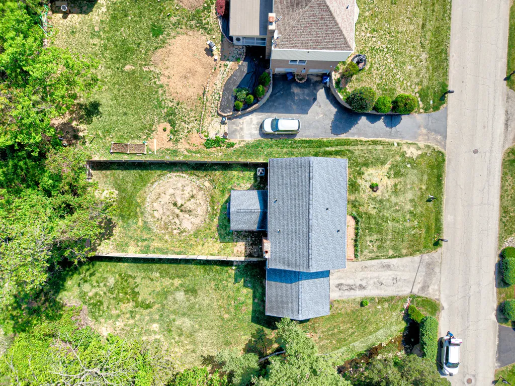 8201 Huntsman Trail Louisville KY 40291
