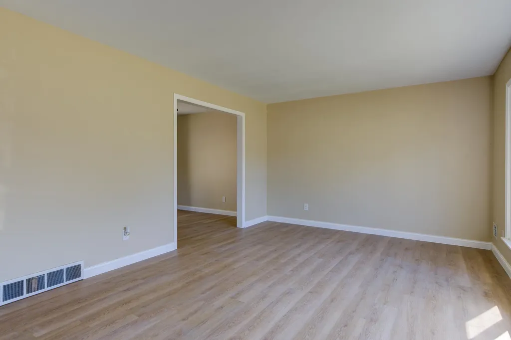 8201 Huntsman Trail Louisville KY 40291