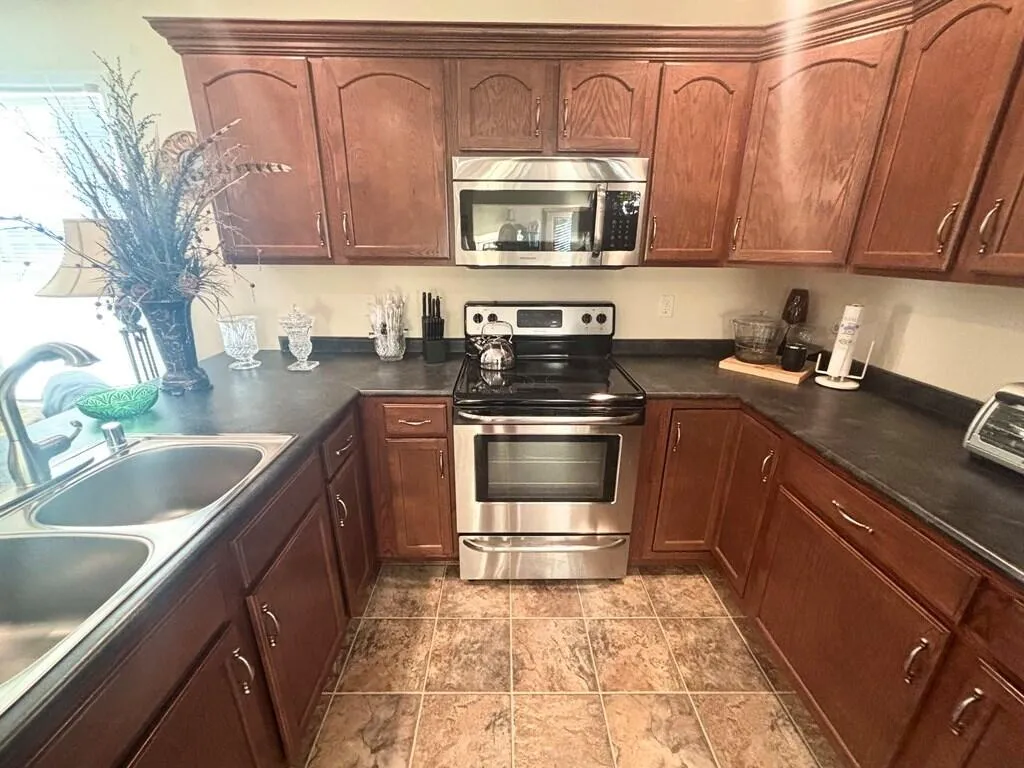 502 Bridle Way Hopkinsville KY 42240