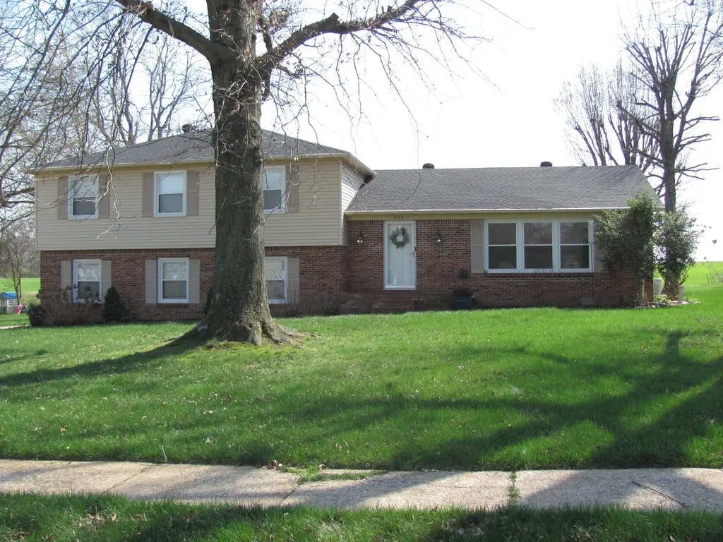 1308 Dogwood Drive Mayfield KY 42066