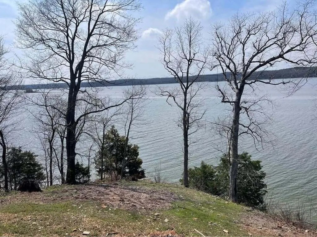774 Ridge Drive Cadiz KY 42211