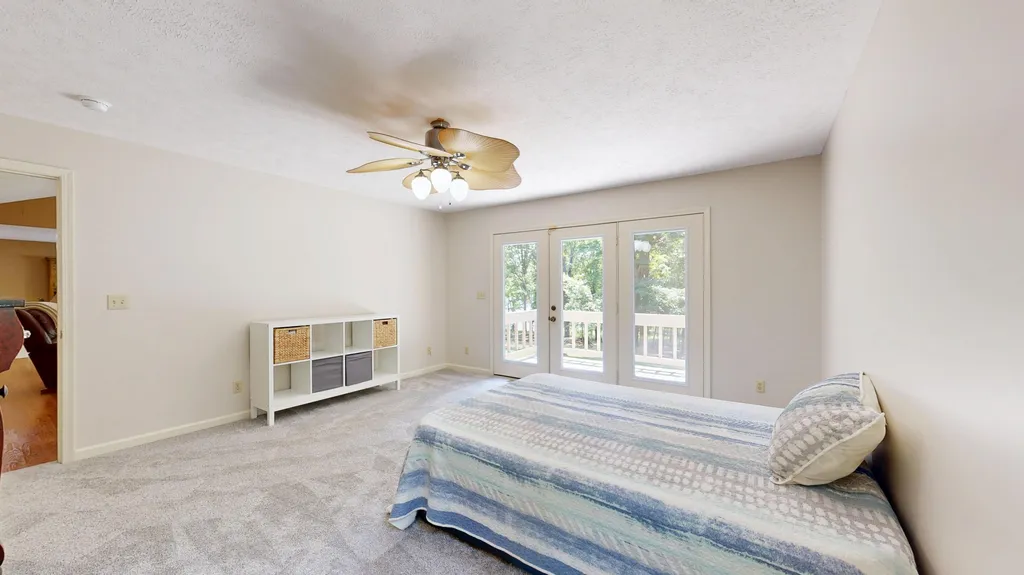 168 Gallant Road Eddyville KY 42038