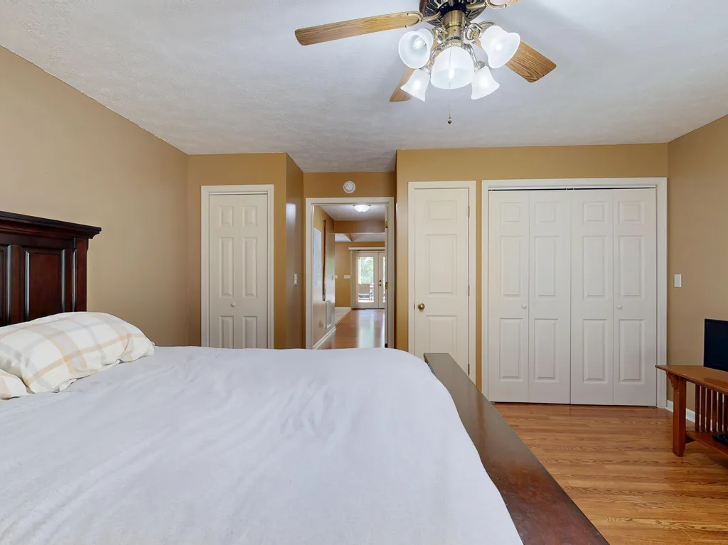 168 Gallant Road Eddyville KY 42038