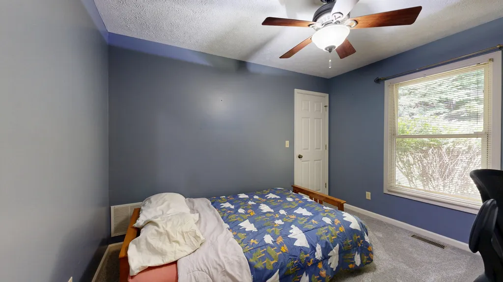 168 Gallant Road Eddyville KY 42038