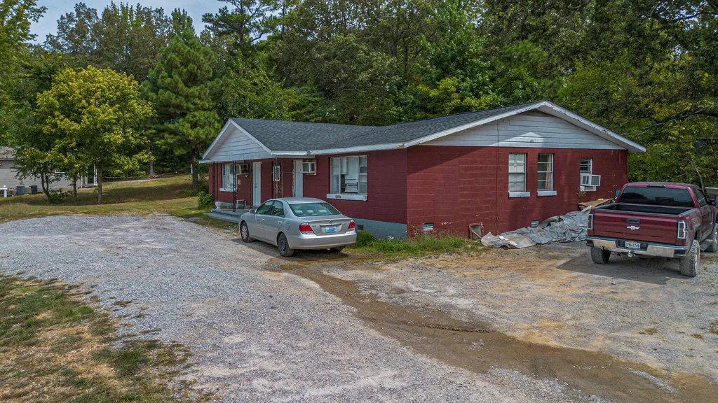 6708 Us-641 Gilbertsville KY 42044