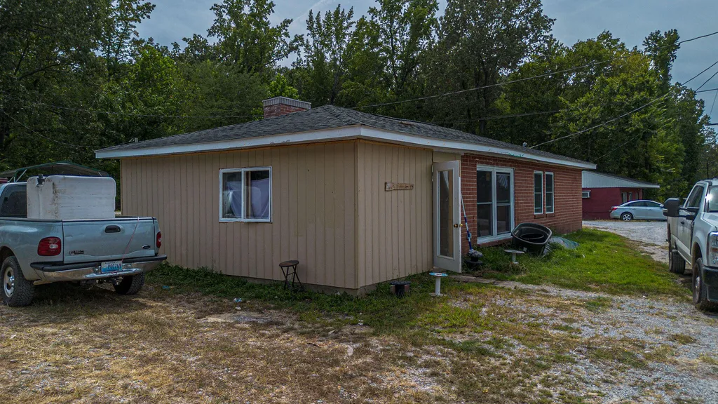 6708 Us-641 Gilbertsville KY 42044