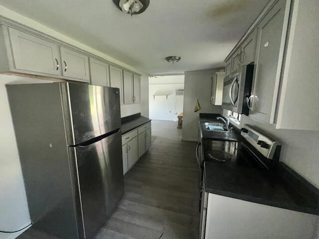 6708 Us-641 Gilbertsville KY 42044