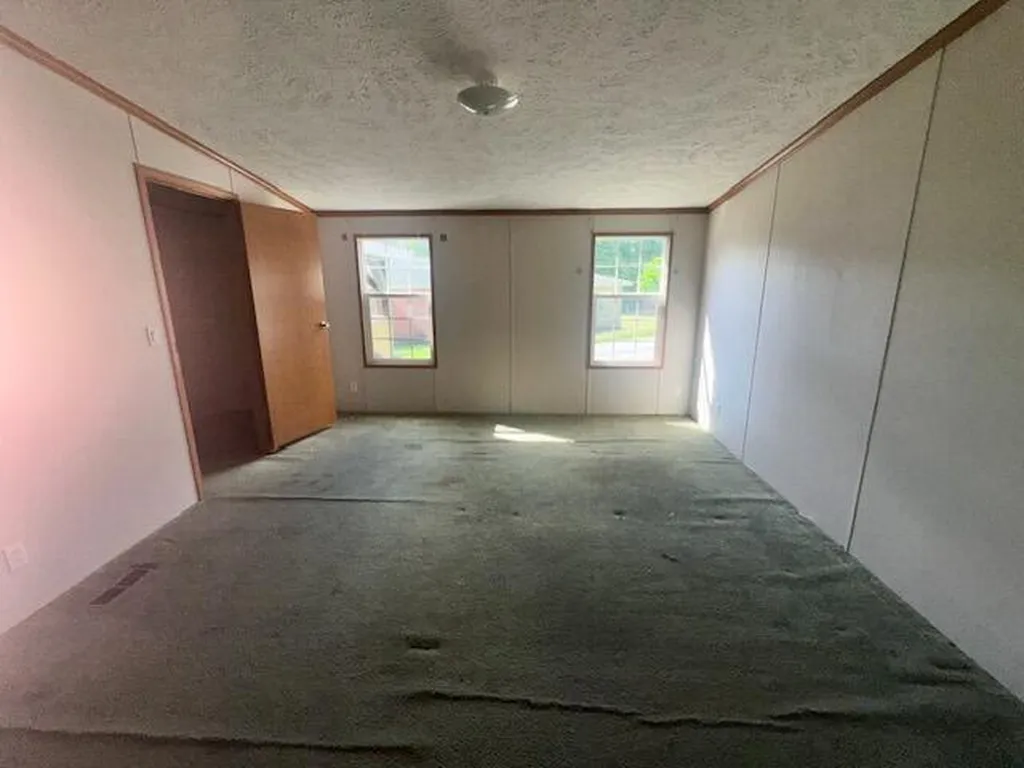 6708 Us-641 Gilbertsville KY 42044