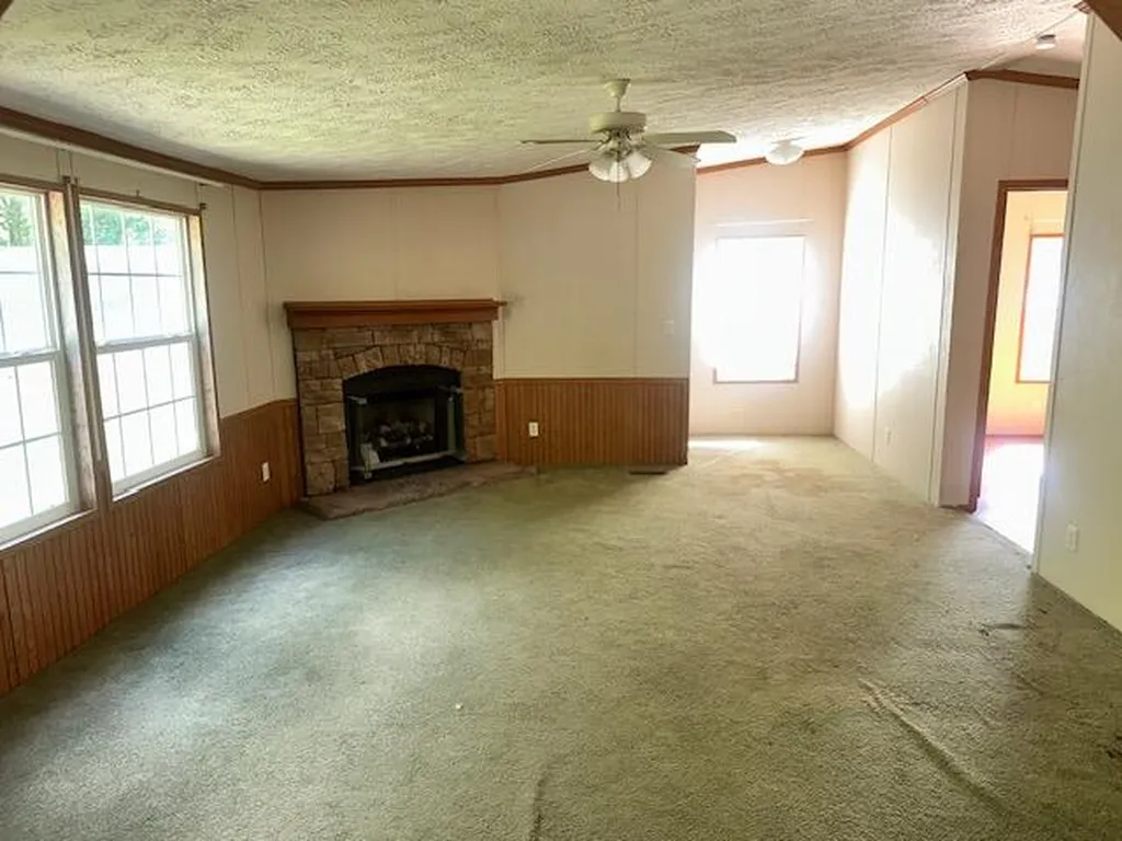 6708 Us-641 Gilbertsville KY 42044