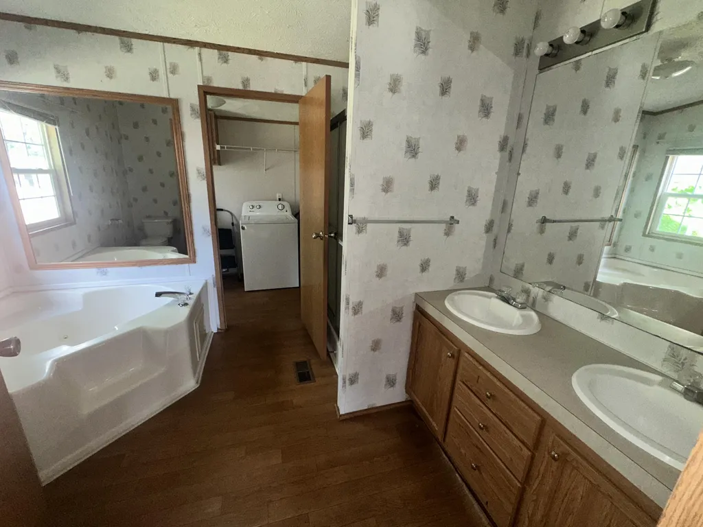6708 Us-641 Gilbertsville KY 42044