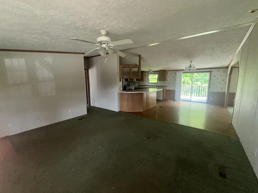 6708 Us-641 Gilbertsville KY 42044