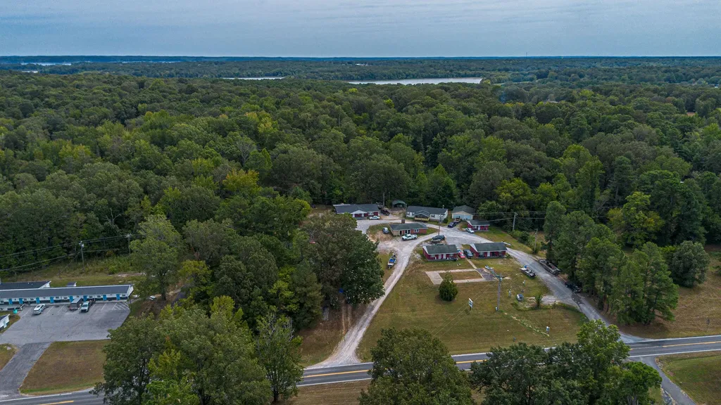 6708 Us-641 Gilbertsville KY 42044