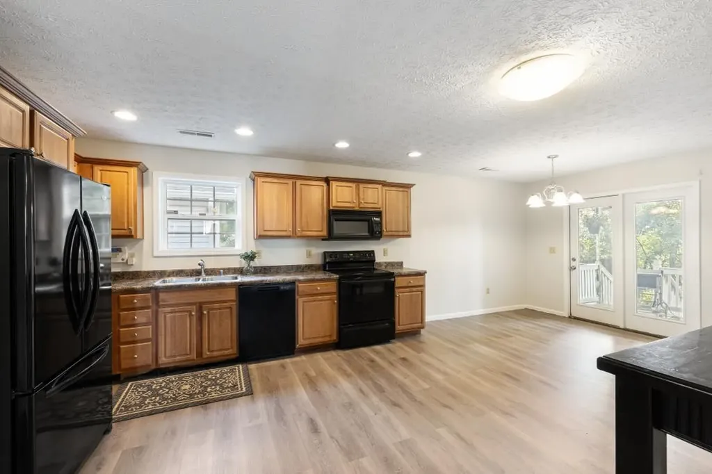 4967 Bell Avenue Shelbyville KY 40065