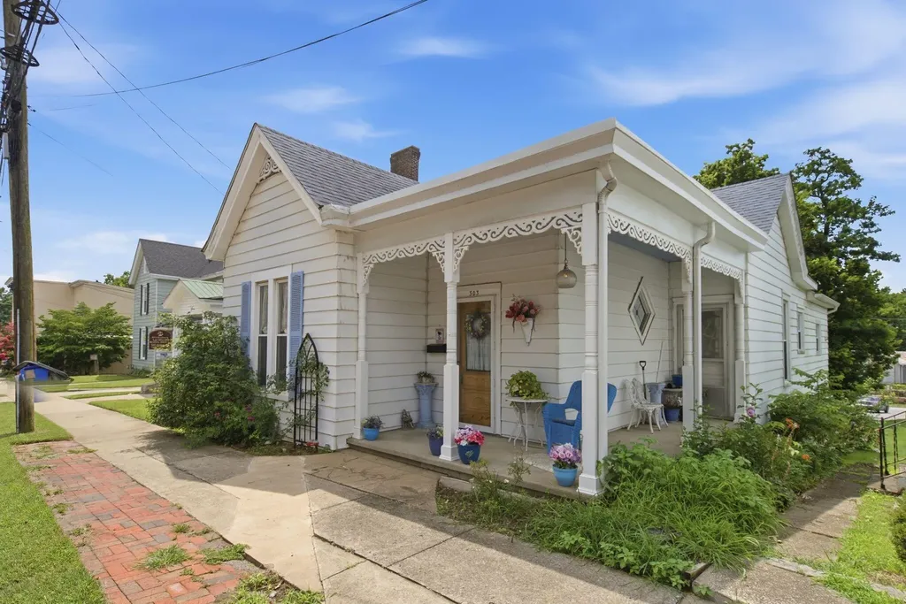303 S Broadway Street Georgetown KY 40324