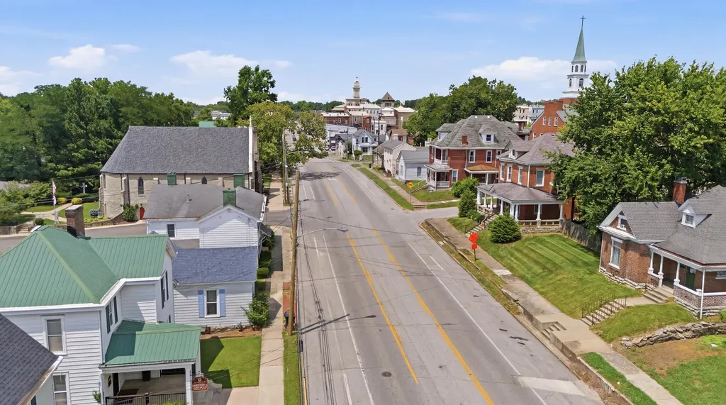 303 S Broadway Street Georgetown KY 40324