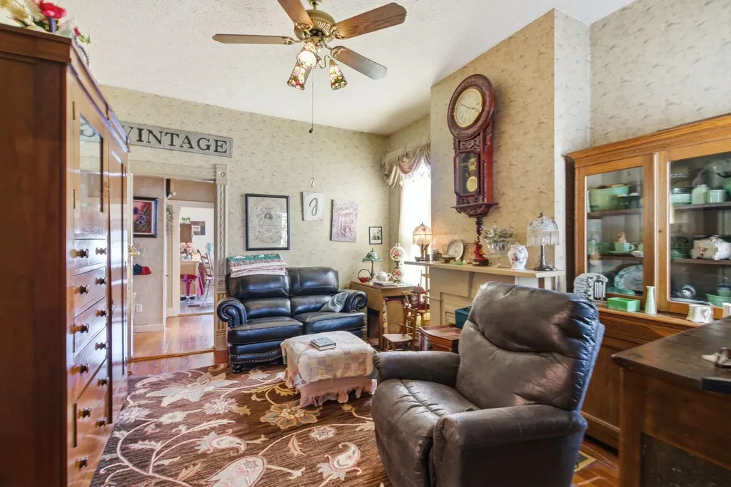 303 S Broadway Street Georgetown KY 40324