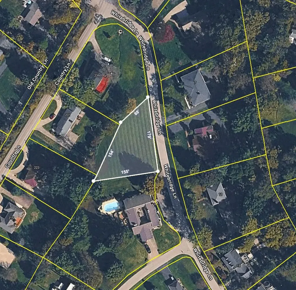 13 Whitebridge Lane Frankfort KY 40601