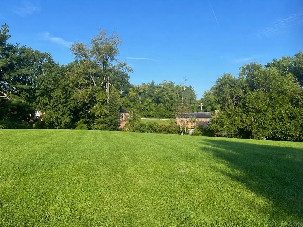 13 Whitebridge Lane Frankfort KY 40601