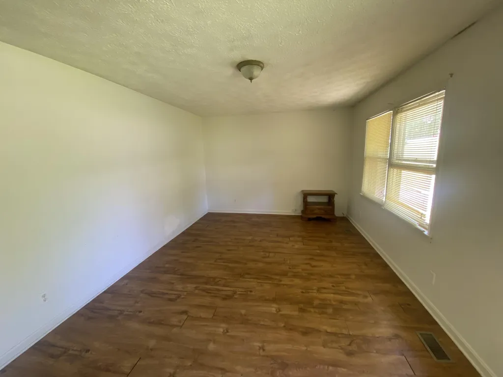 125 Hilltop Street Cadiz KY 42211