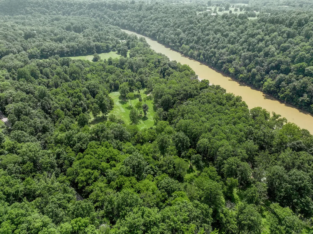 231 Fintville Road Versailles KY 40383
