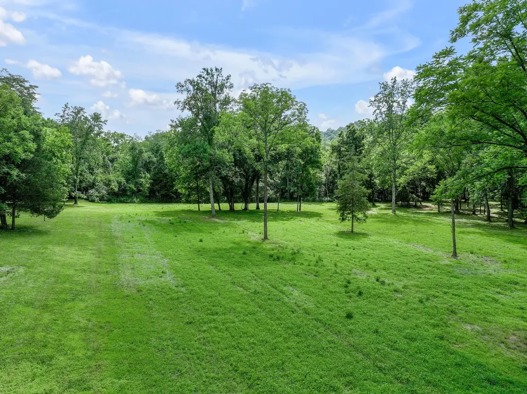 231 Fintville Road Versailles KY 40383
