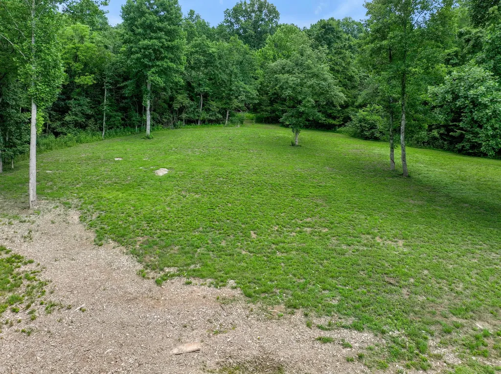 231 Fintville Road Versailles KY 40383
