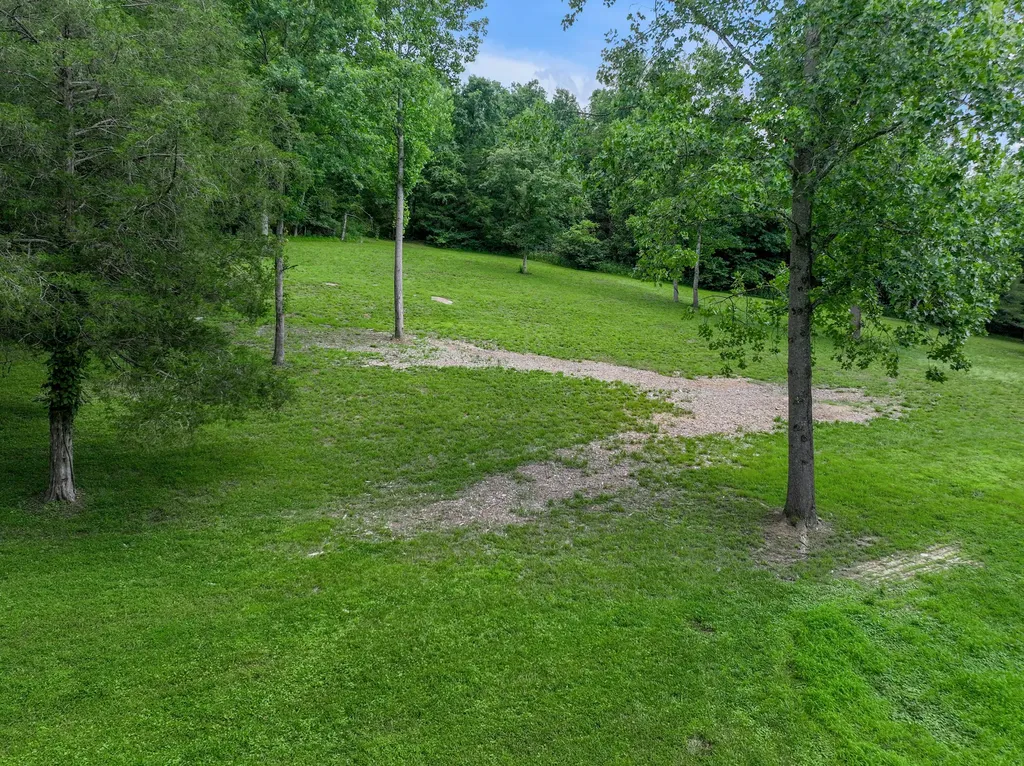 231 Fintville Road Versailles KY 40383