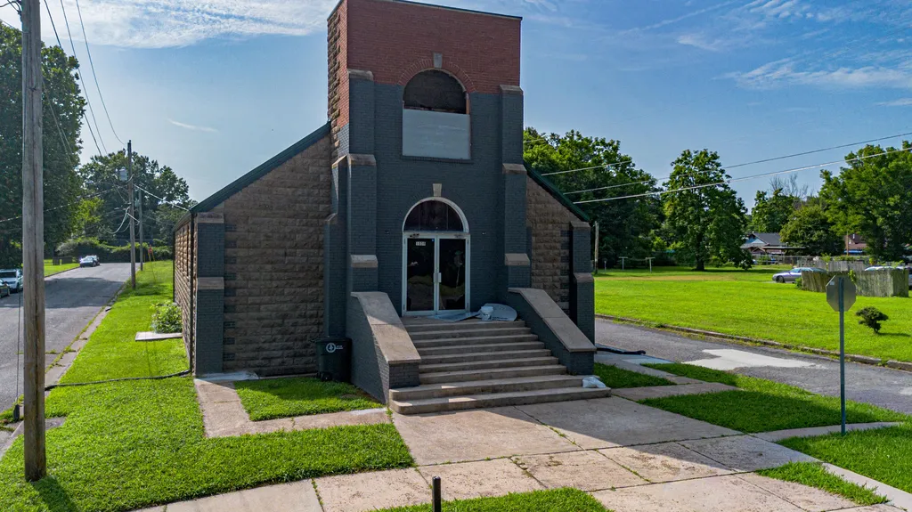 1038 Burnett Street Paducah KY 42001