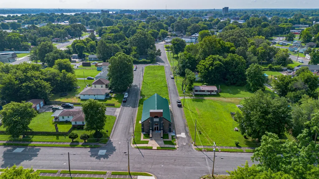 1038 Burnett Street Paducah KY 42001