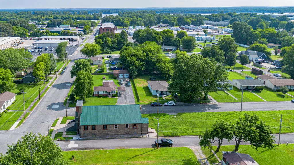 1038 Burnett Street Paducah KY 42001