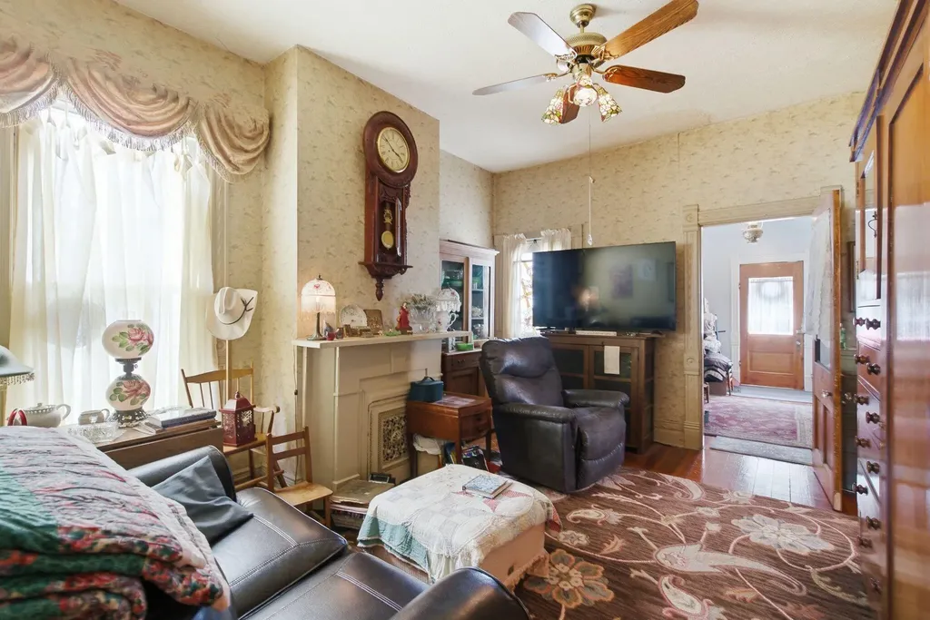 303 S Broadway Street Georgetown KY 40324