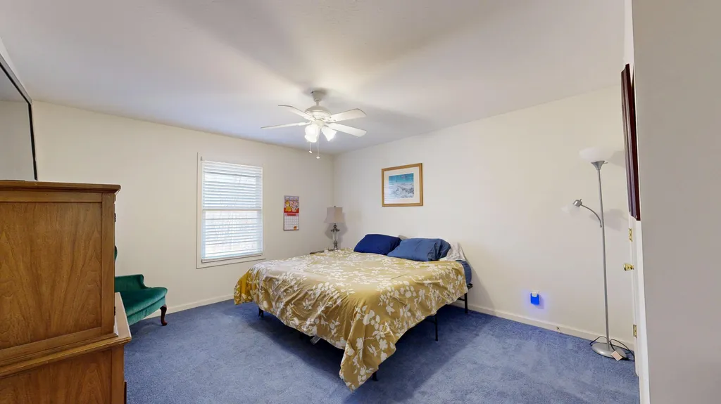 300 Rocky Point Lane Gilbertsville KY 42044