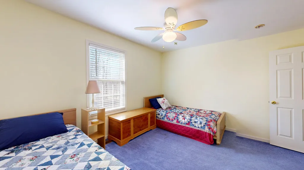 300 Rocky Point Lane Gilbertsville KY 42044