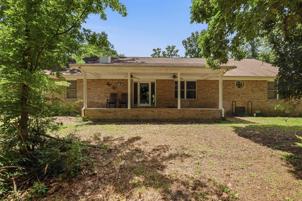 300 Rocky Point Lane Gilbertsville KY 42044
