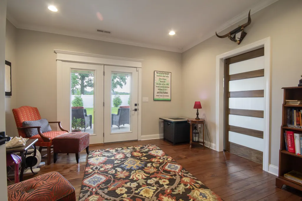 3910 Pines Road Paducah KY 42001