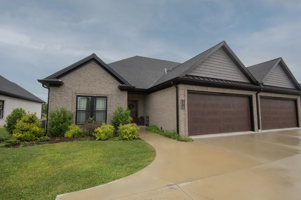 3910 Pines Road Paducah KY 42001