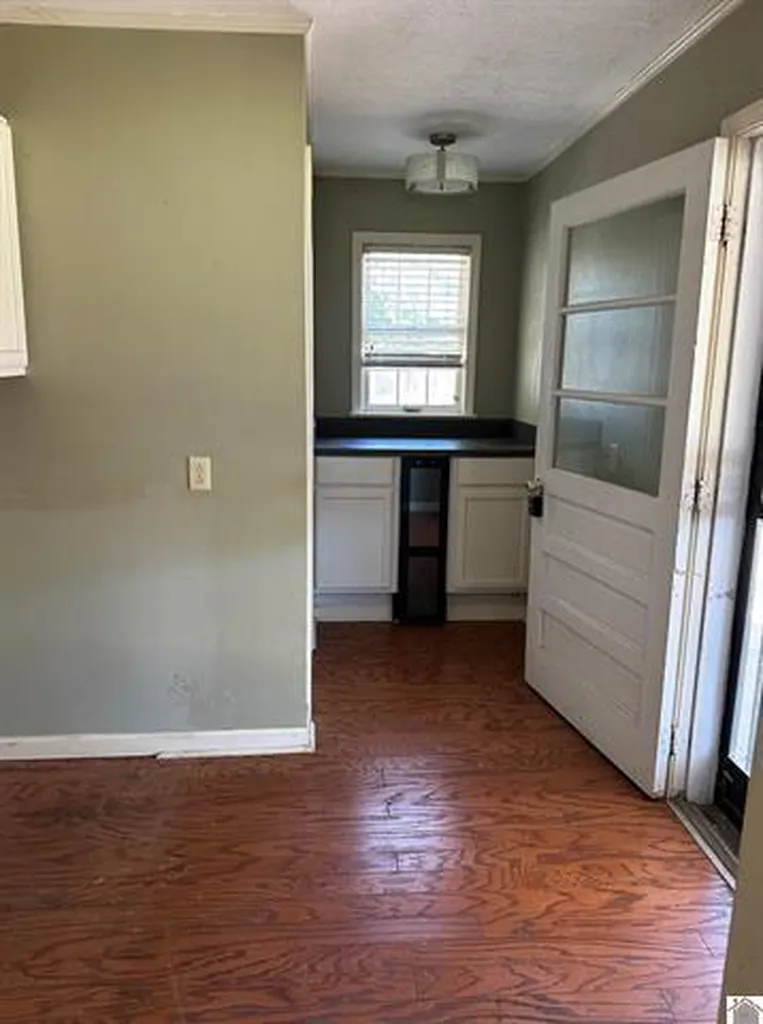 718 Moscow Avenue Hickman KY 42050