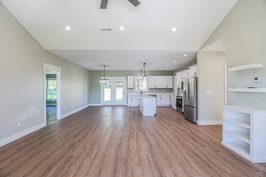 261 Ayly Estates Drive Mayfield KY 42066