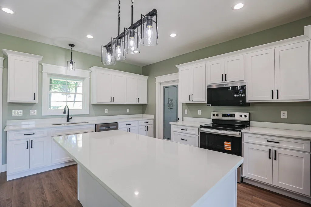 261 Ayly Estates Drive Mayfield KY 42066