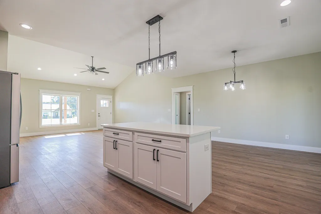 261 Ayly Estates Drive Mayfield KY 42066