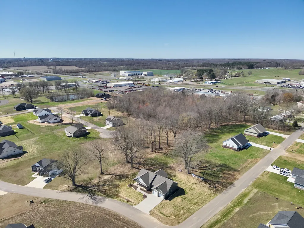 261 Ayly Estates Drive Mayfield KY 42066