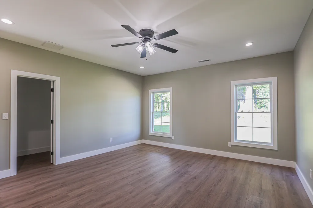 261 Ayly Estates Drive Mayfield KY 42066