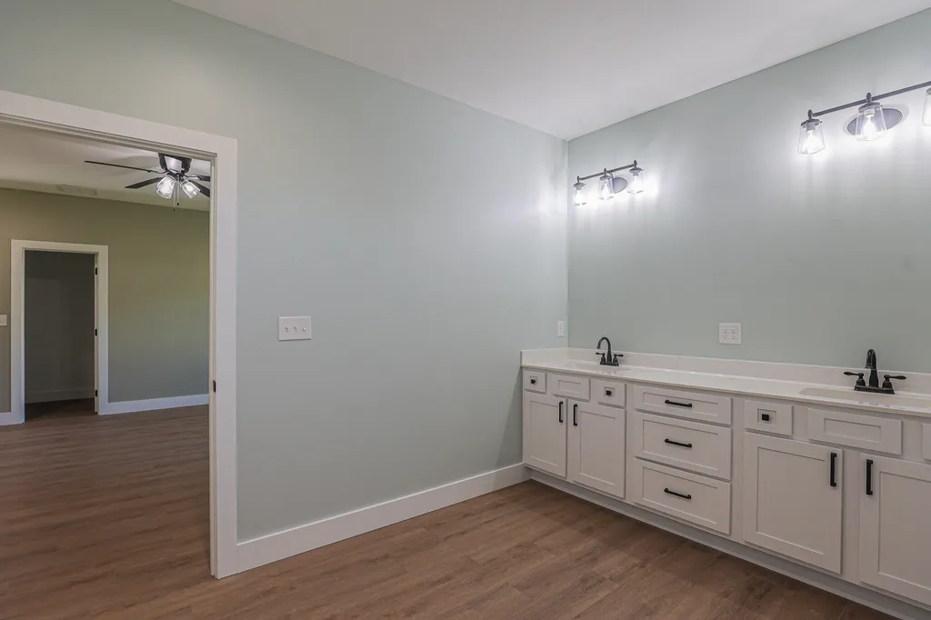 261 Ayly Estates Drive Mayfield KY 42066