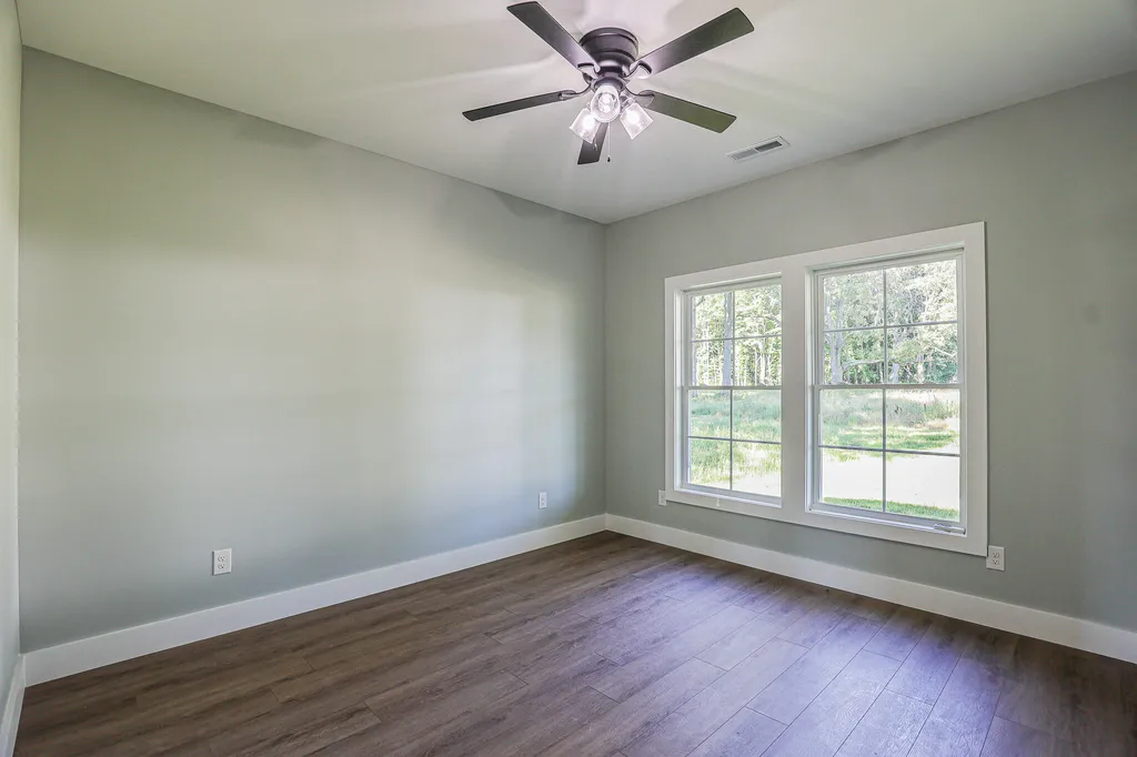 261 Ayly Estates Drive Mayfield KY 42066