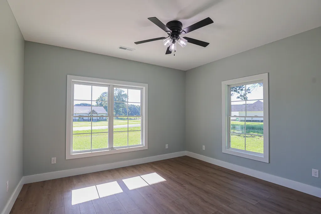 261 Ayly Estates Drive Mayfield KY 42066
