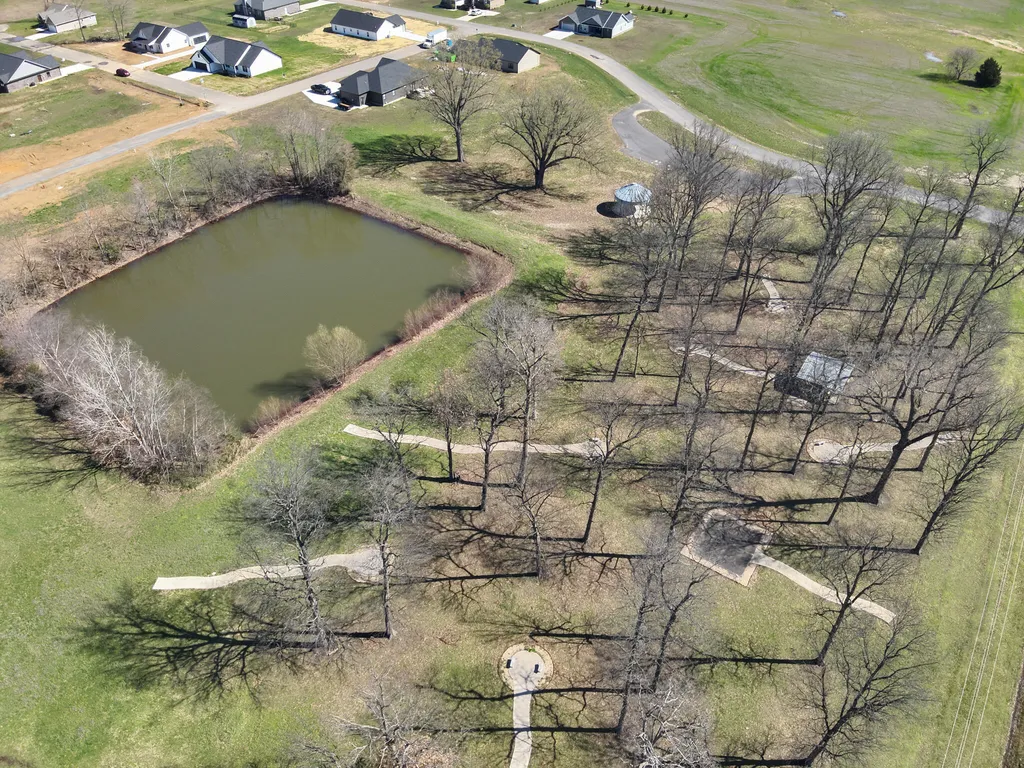 261 Ayly Estates Drive Mayfield KY 42066